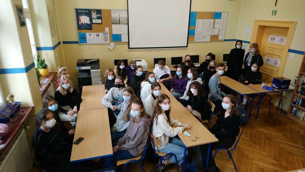 Chętni uczniowie do pracy w programie Erasmus+